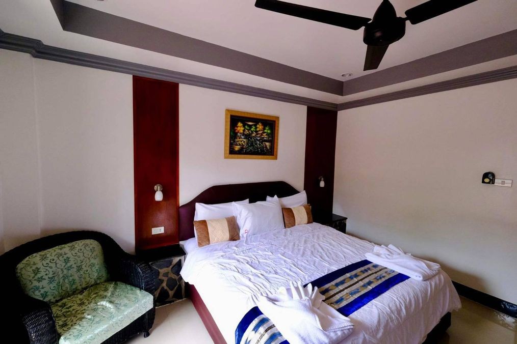 huahin house for sale chaam restaurant hotel24