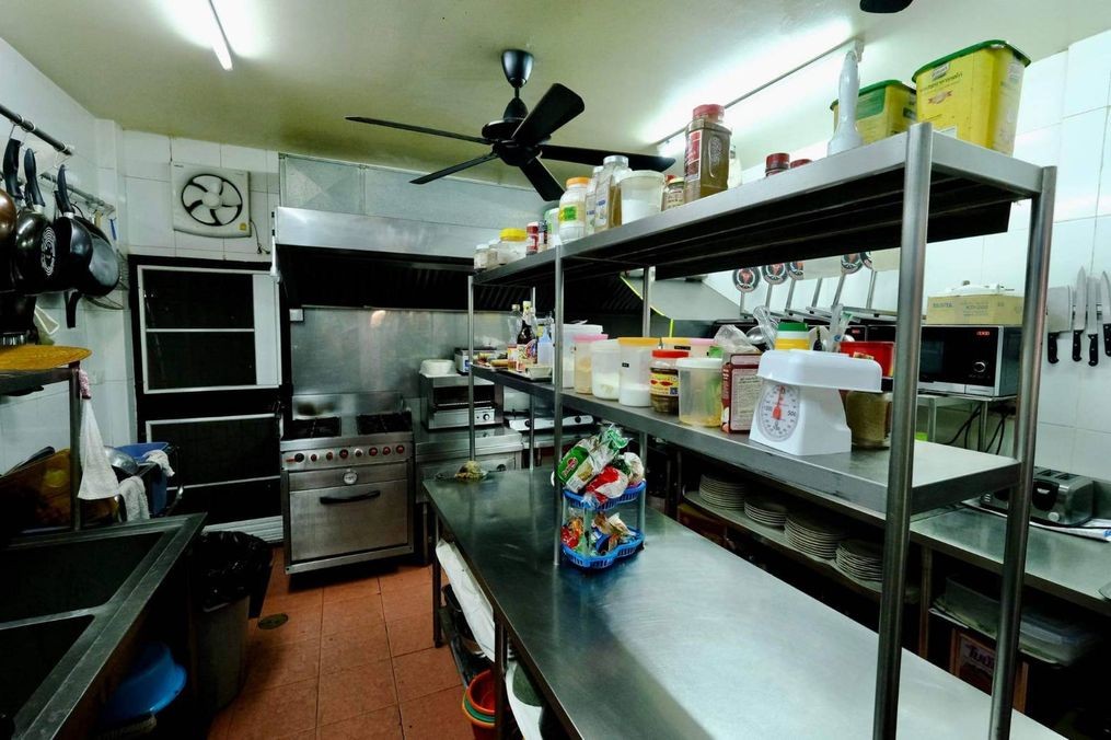 img_huahin house for sale chaam restaurant hotel4