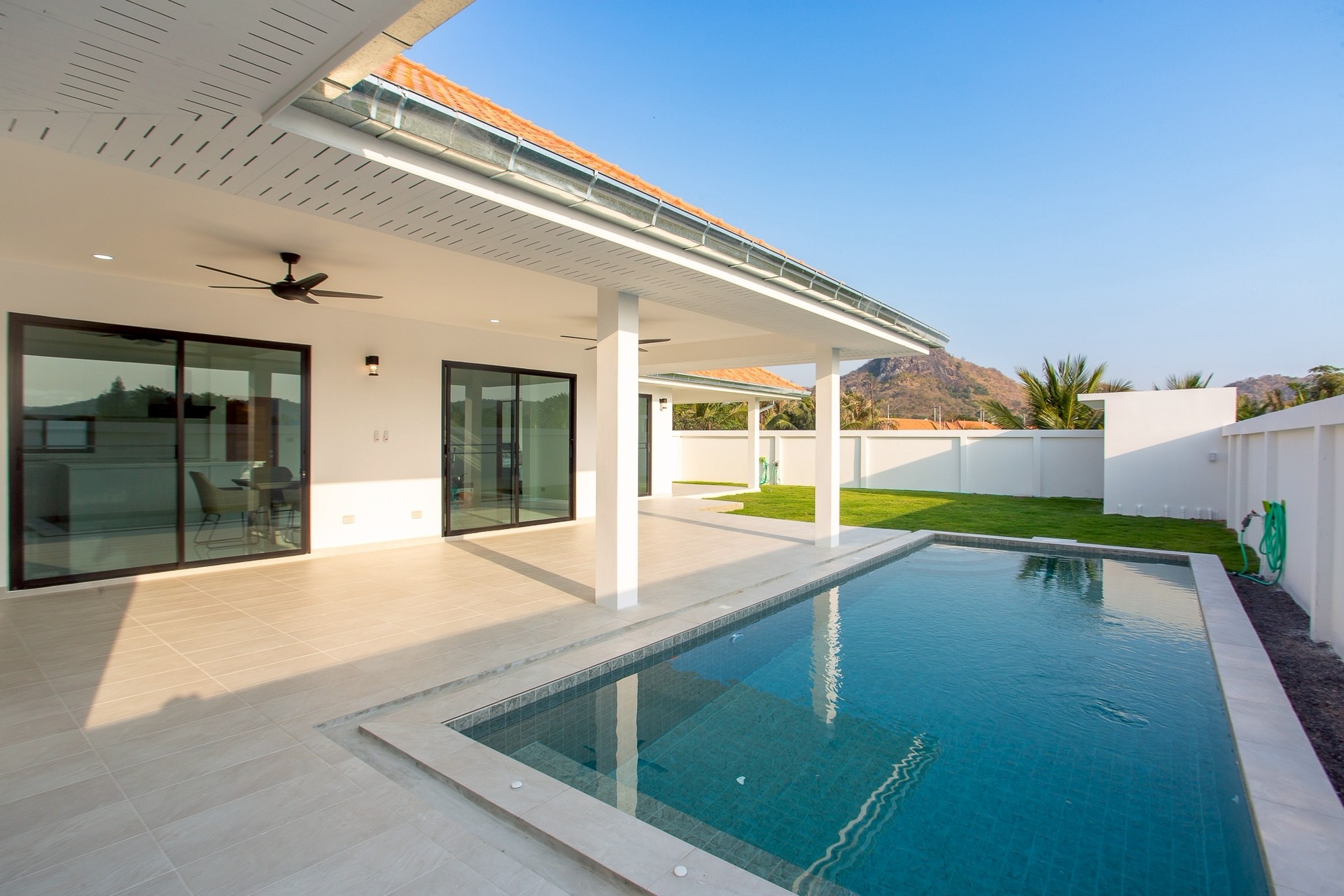 Khao Tao Pool Villa – Maison abordable de 3 chambres avec vue sur les montagnes