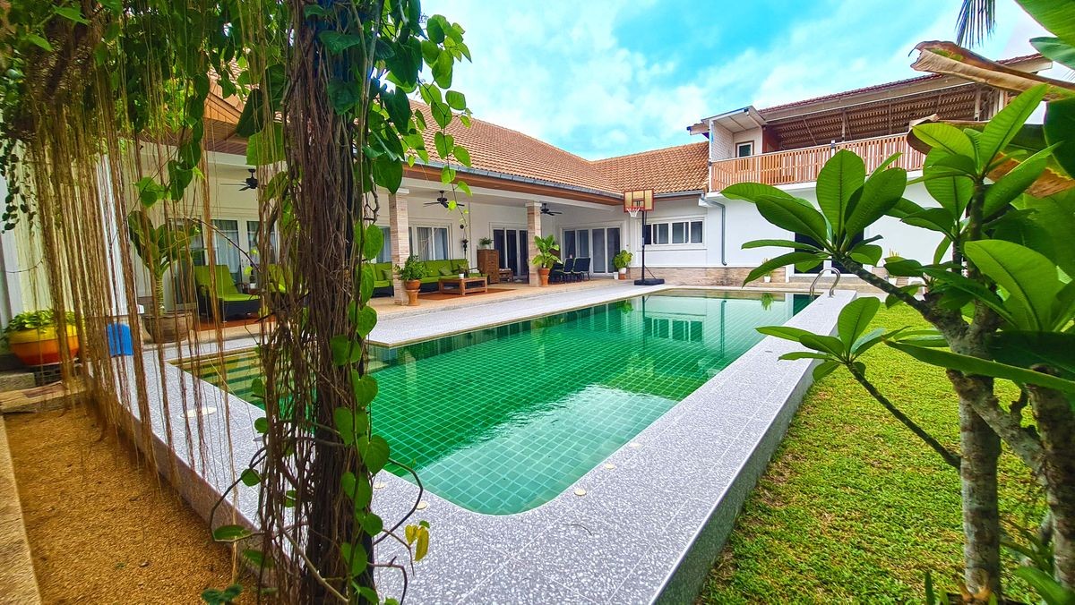 orchid palm homes 3 7 bed 7 bathrooms pool villa resale Development Hua Hin48