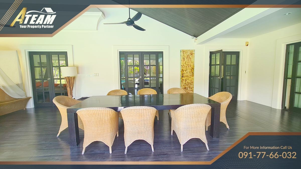 Bali-style-pool-villa-soi-114-for-sale-hua-hin-living-area-4