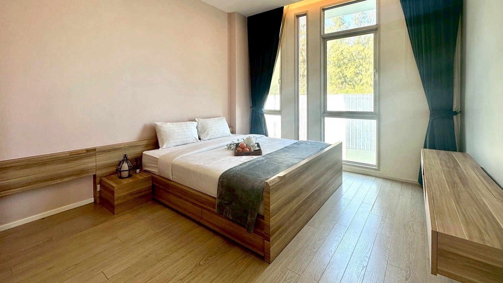 Condo de luxe de 3 chambres en bord de mer à vendre à Wan Vayla Hua Hin, Khao Tao