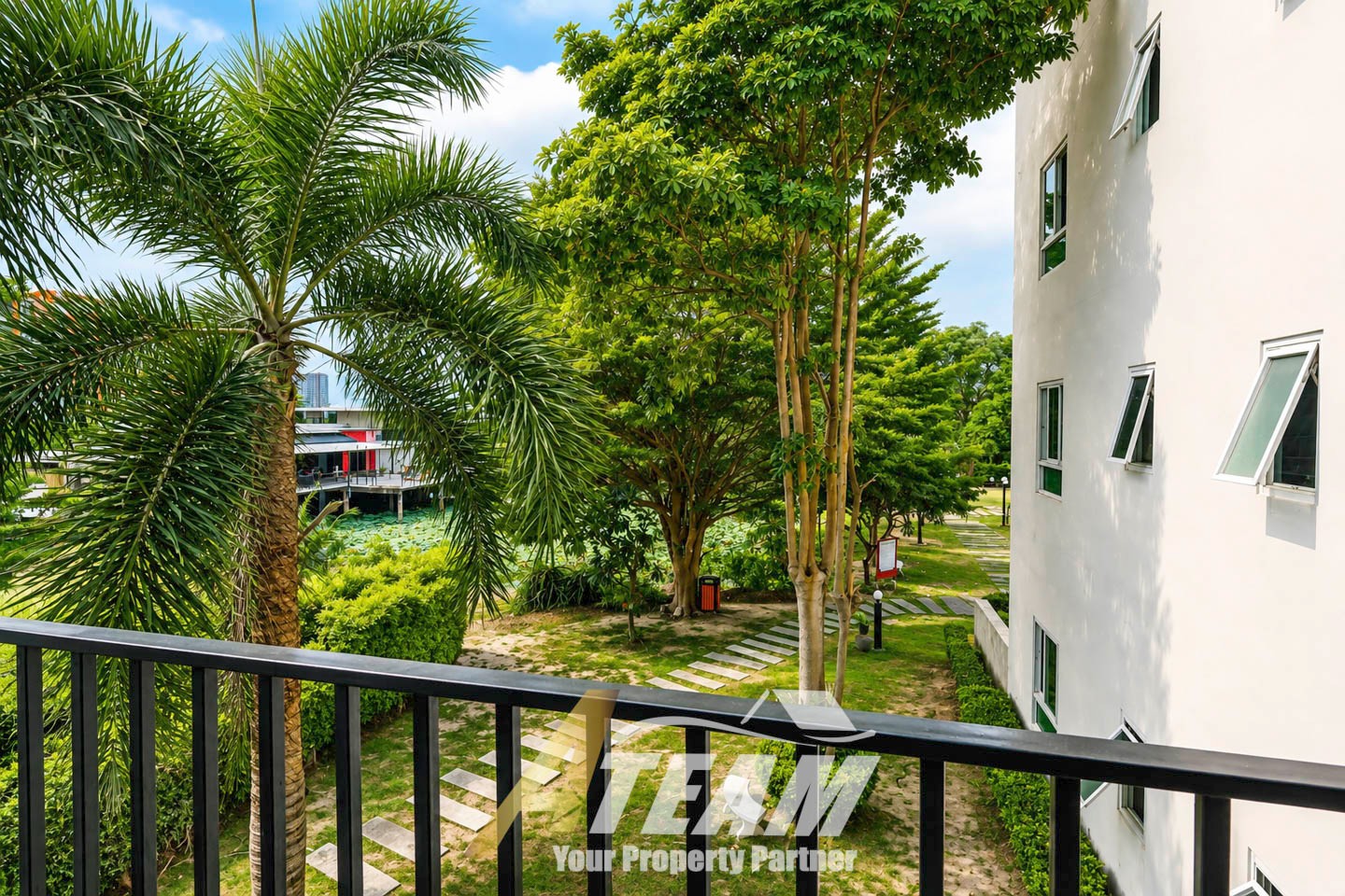 Appartement spacieux d'angle avec 1 chambre à vendre – The Pride Hua Hin
