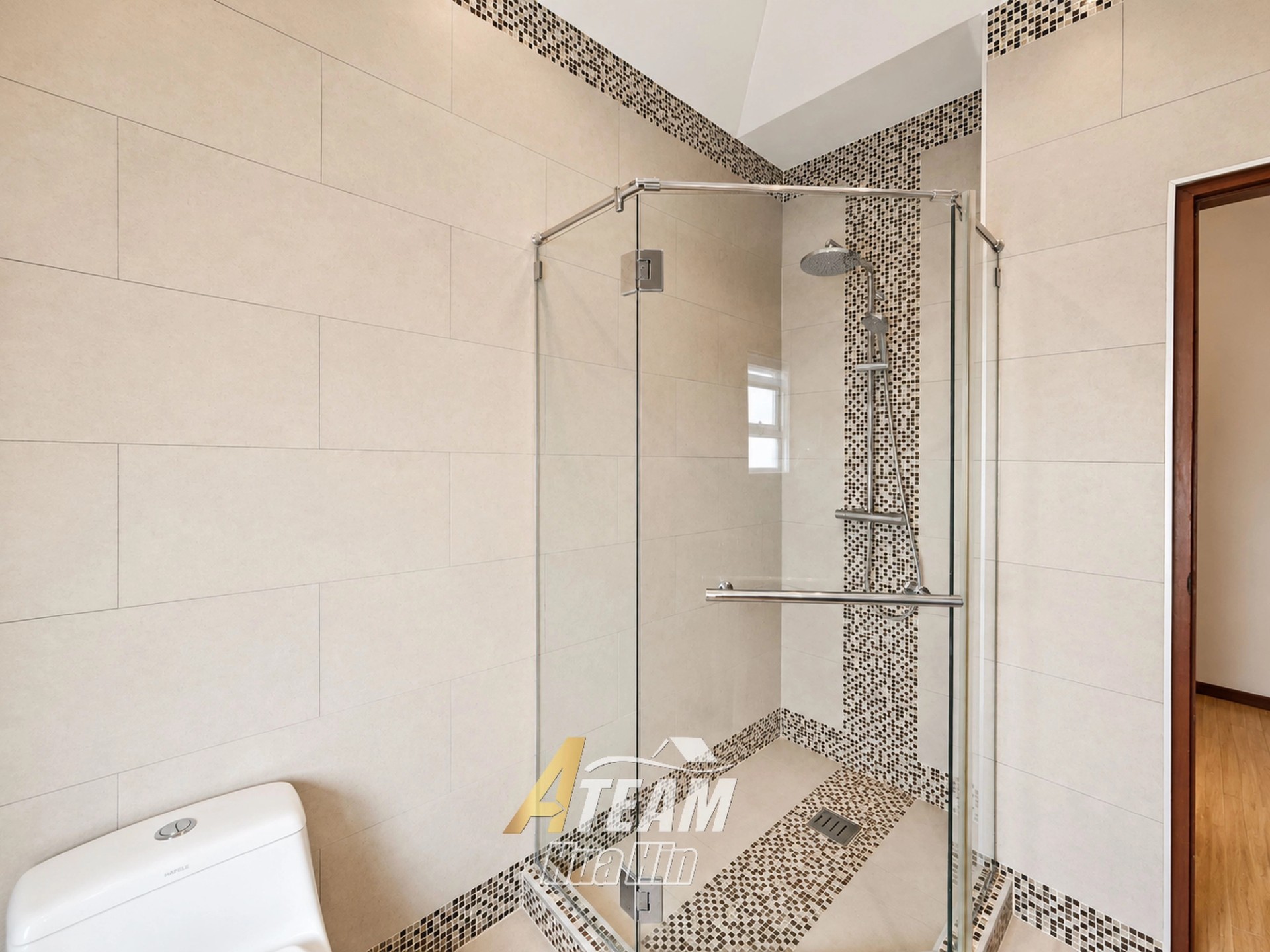 Villa élégante de 3 chambres avec piscine à Mali Prestige