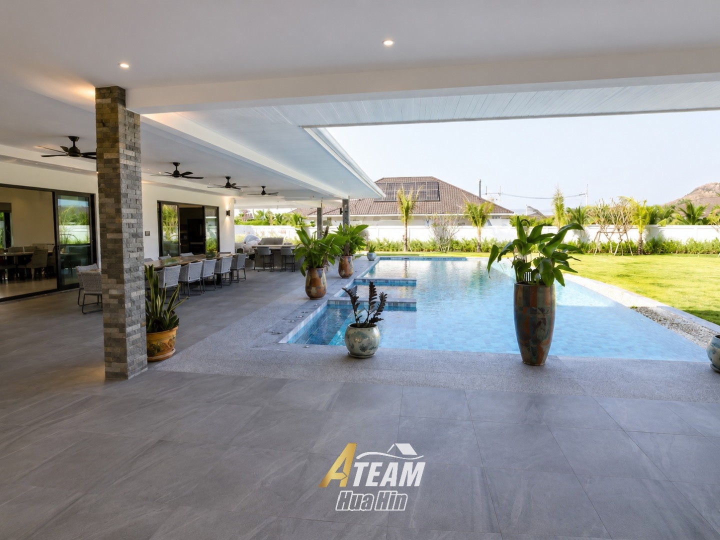 Vie prestigieuse en bordure de parc sur Millionaires Avenue