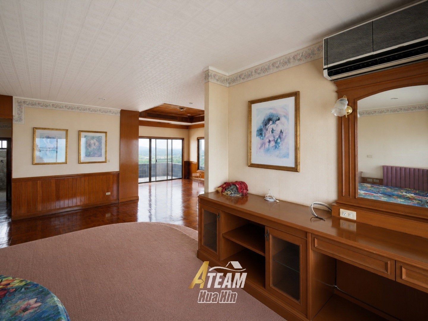 Penthouse de 4 chambres à vendre au Cha-Am Grand Condotel