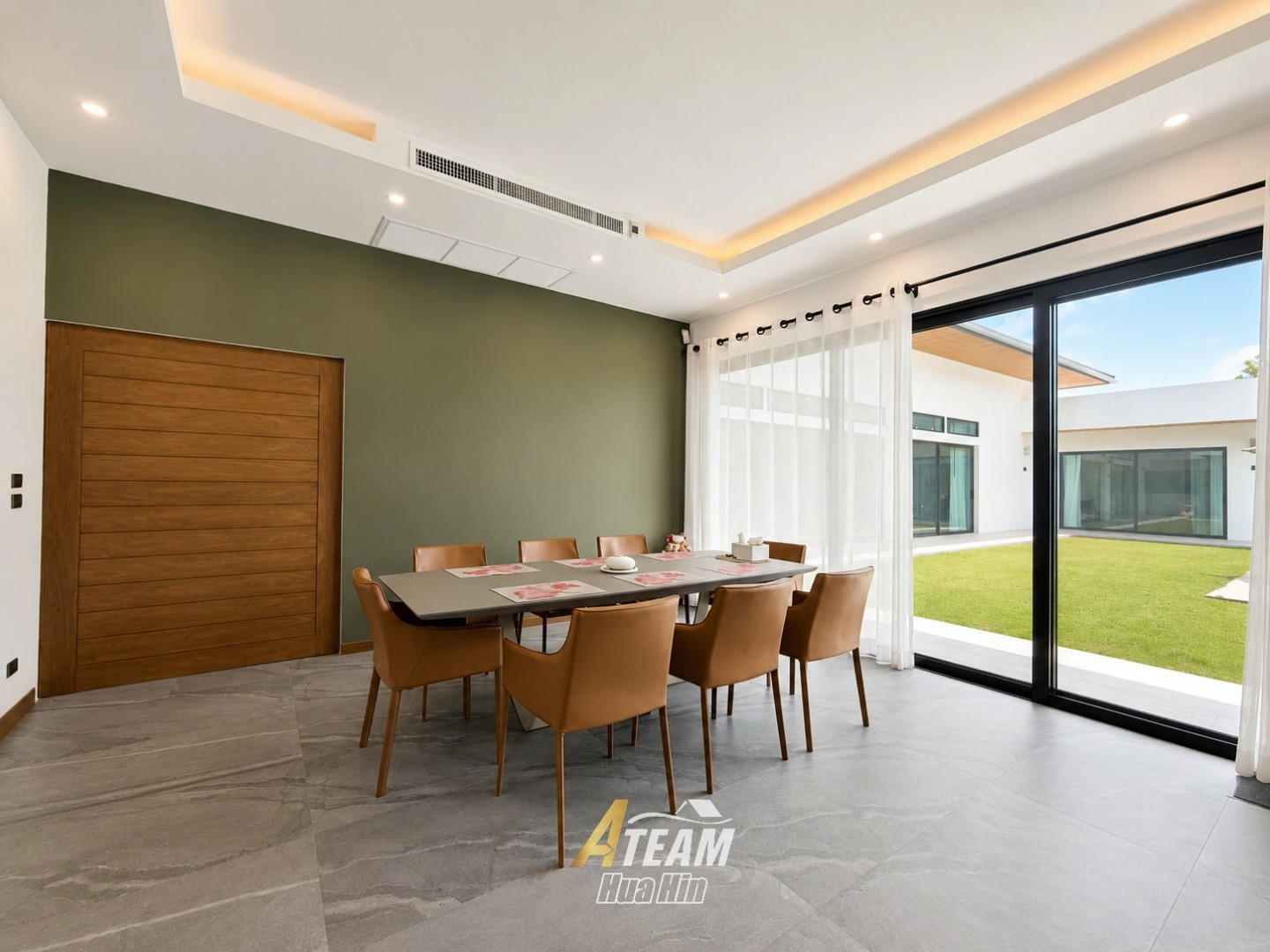 Impressionnante villa de luxe avec piscine, 5 chambres et 4 salles de bains