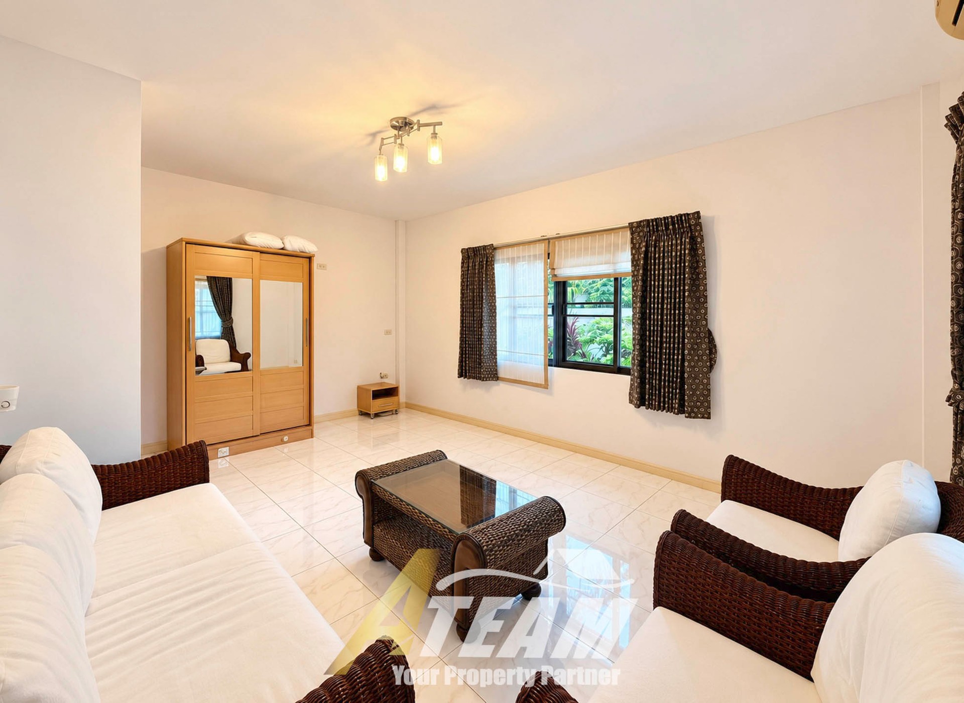 Spacieuse villa de 3 chambres avec piscine privée à louer à Sunset Village 1, Hua Hin Soi 6