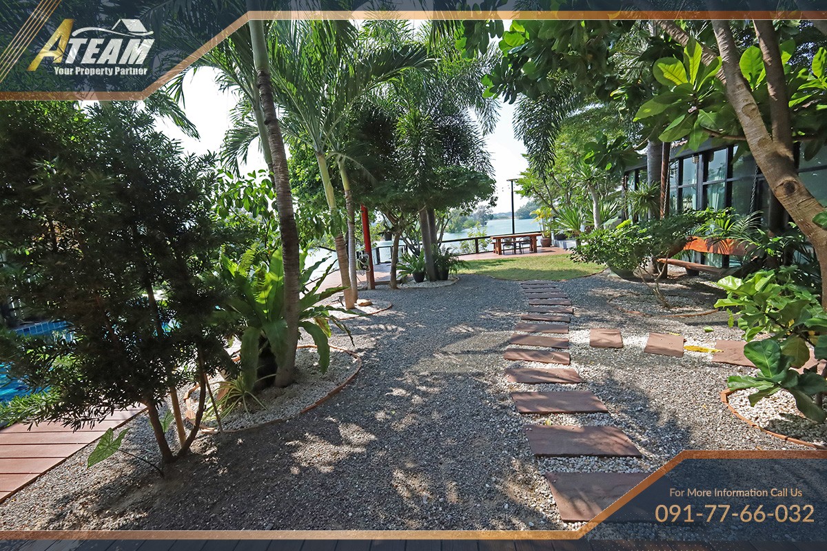 Villa unique de 5 chambres avec piscine au bord de la rivière à Pak Nam Pran