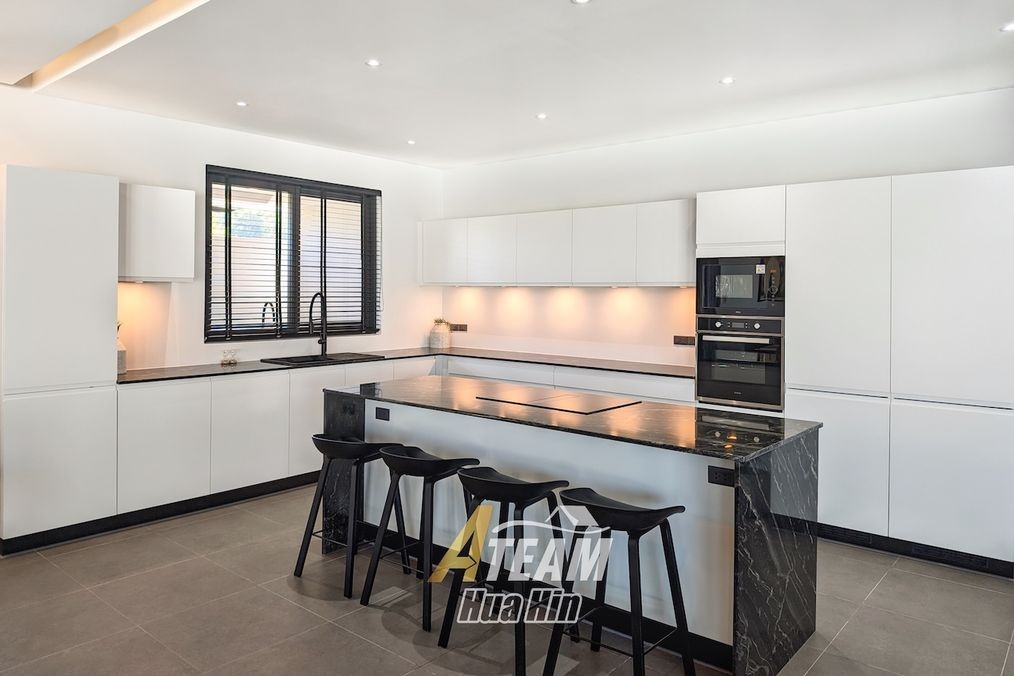 img_house for sale soi114 modern 4bedroom centre city huahin5