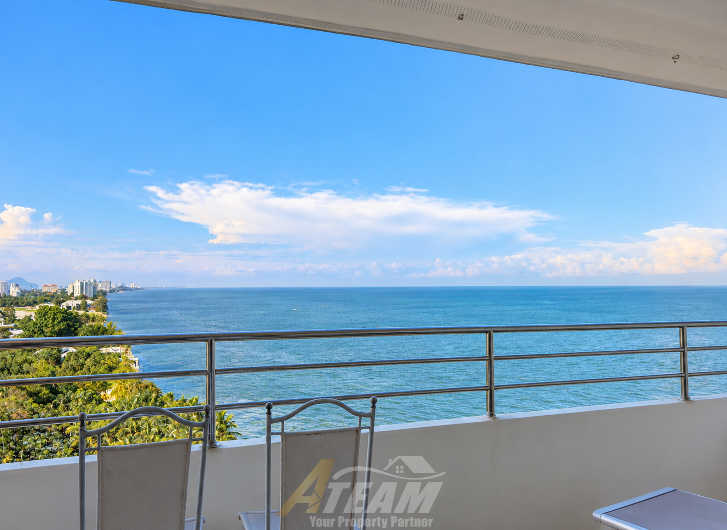 Studio avec vue sur mer à louer au Palm Pavilion