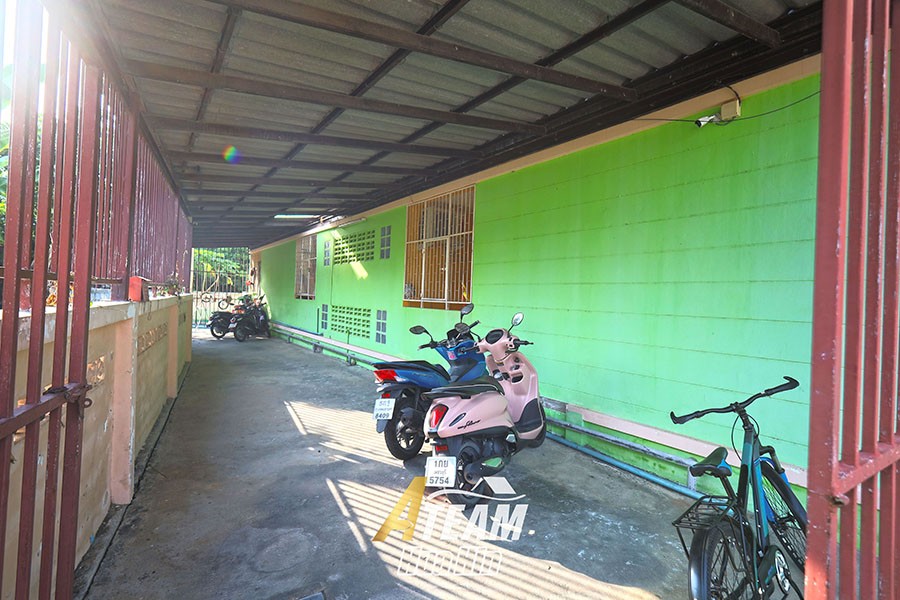 commercial building for sale in huahin soi 9421