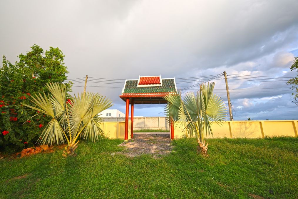 img_lakefront land for sale near black mountain Hua Hin4