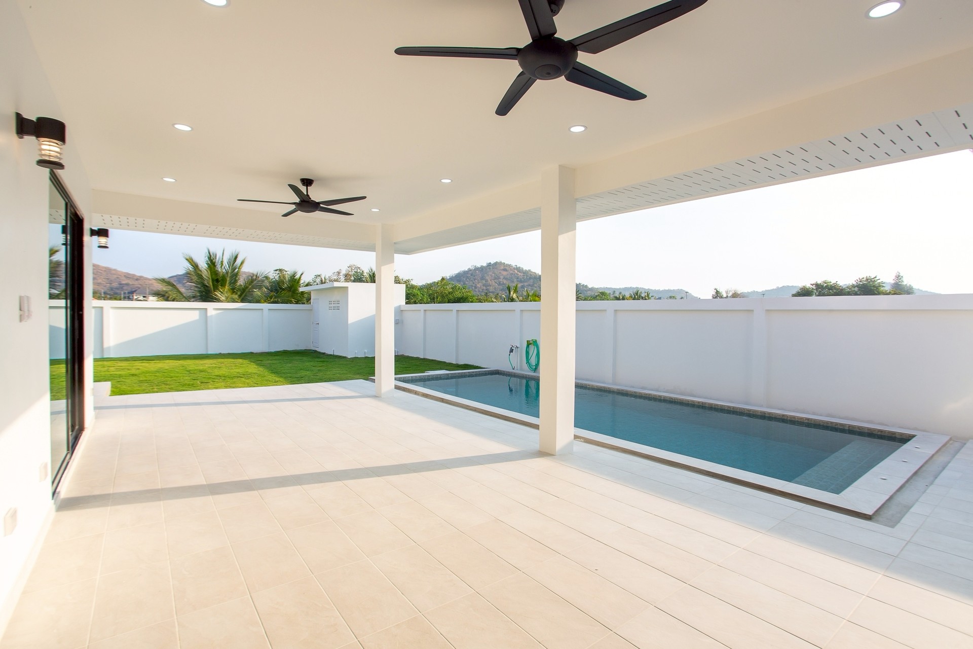 Khao Tao Pool Villa – Maison abordable de 3 chambres avec vue sur les montagnes