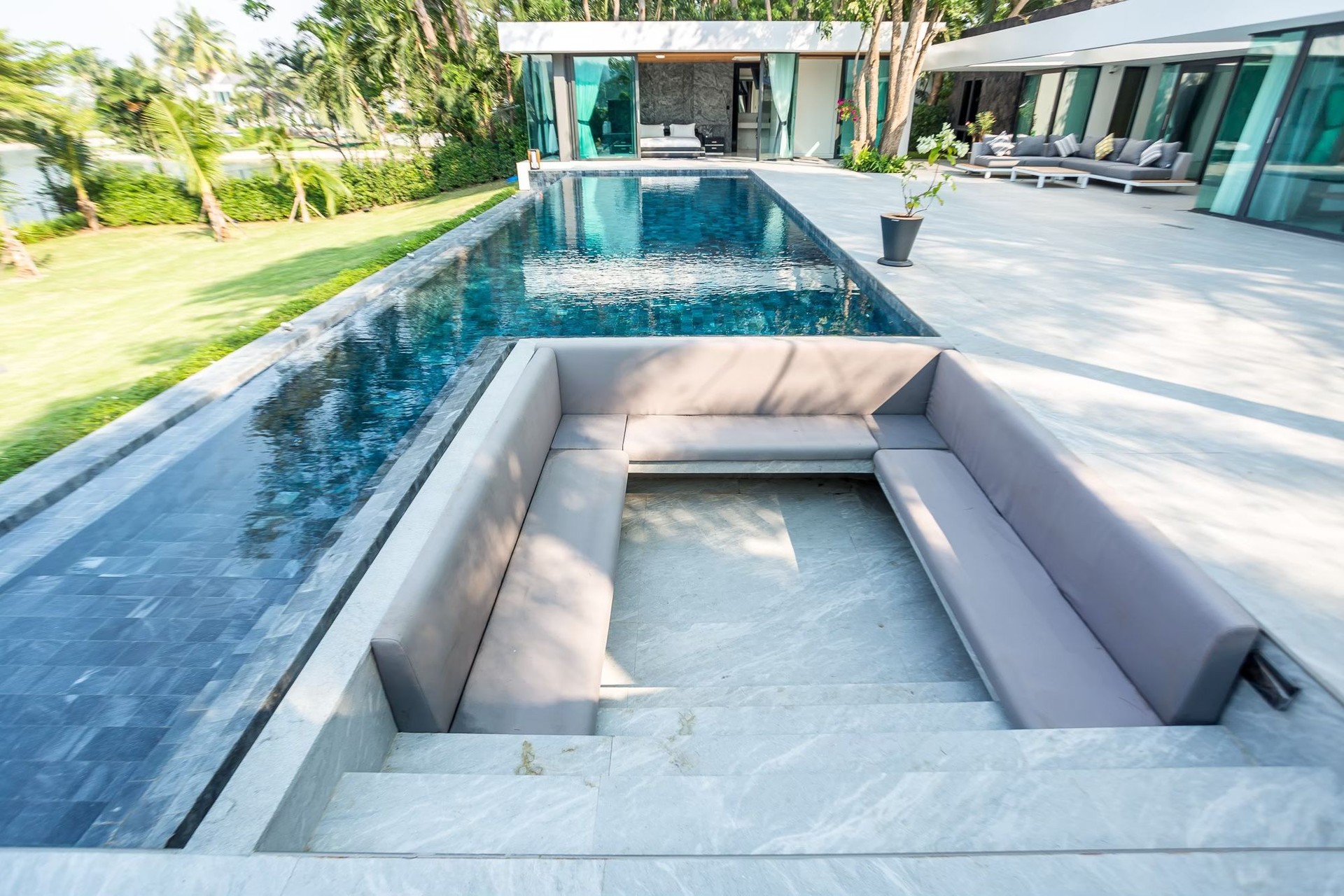 Villa exclusive avec piscine à louer au Palm Hills Golf Course, Cha-am