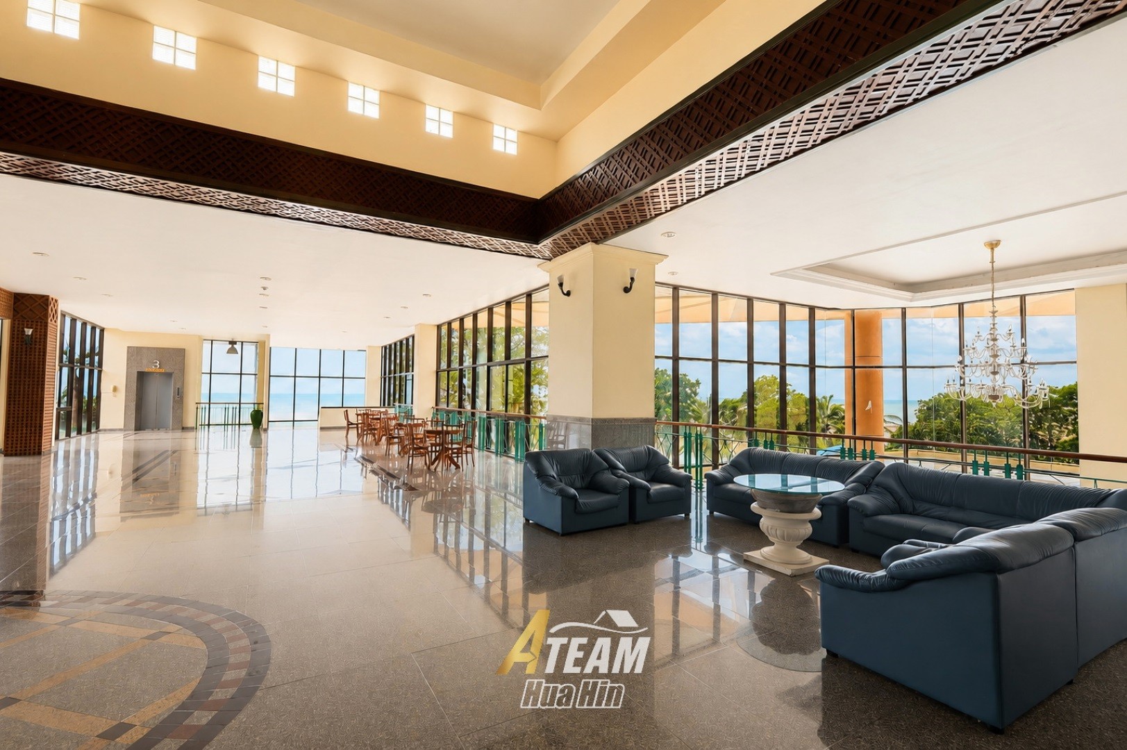 Penthouse de 4 chambres à vendre au Cha-Am Grand Condotel