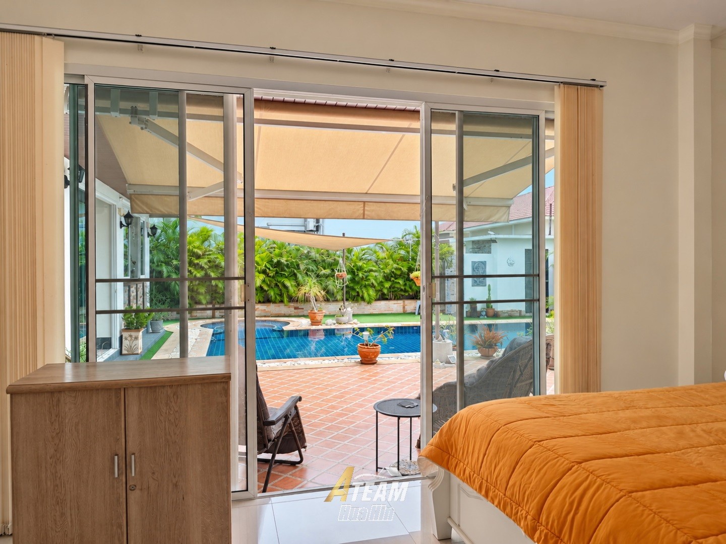 Villa de 3 chambres avec piscine à vendre à Khao Tao