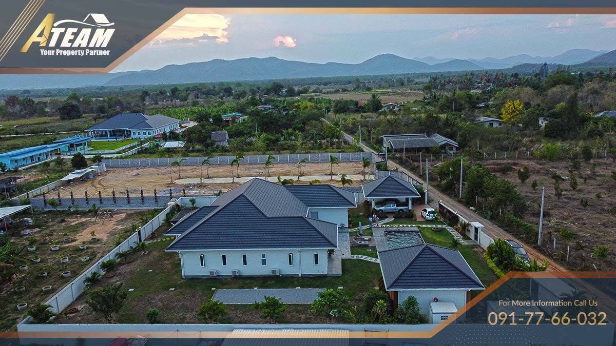 img_luxury 5 bedrooms on 2 rais resale development Hua Hin4