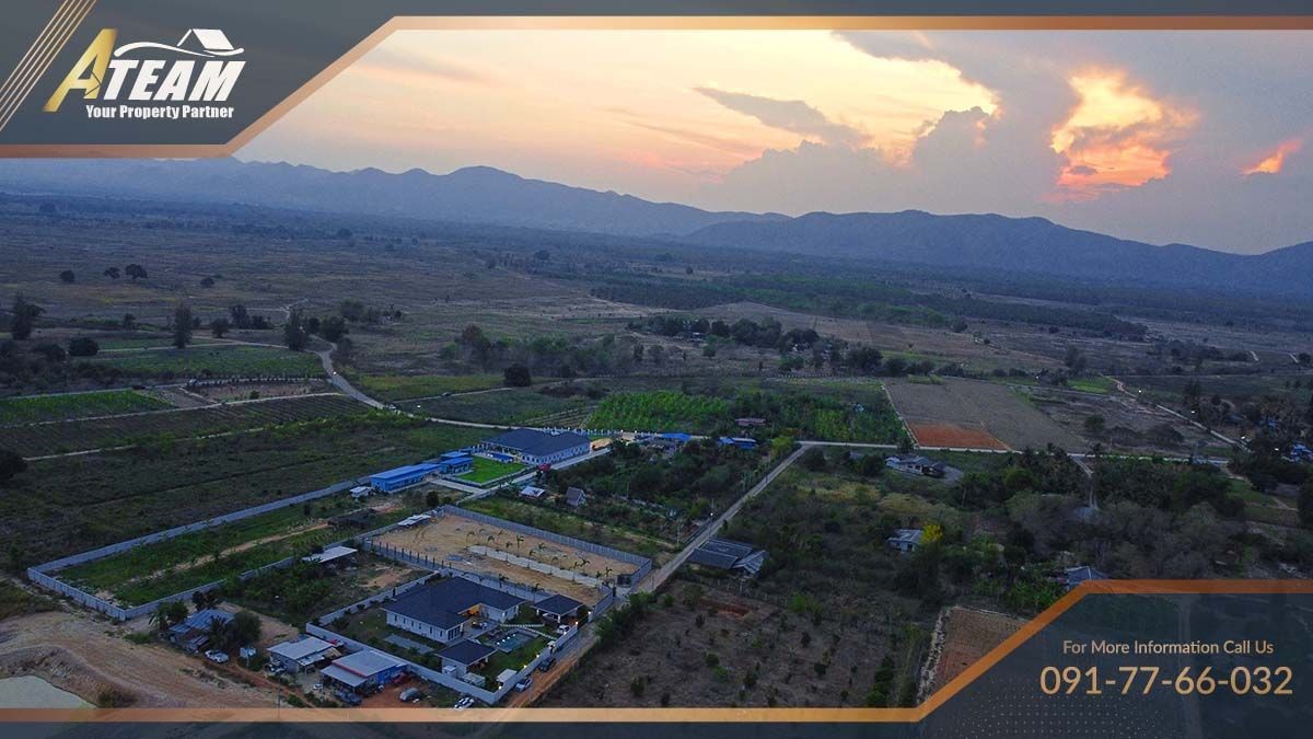 img_luxury 5 bedrooms on 2 rais resale development Hua Hin1
