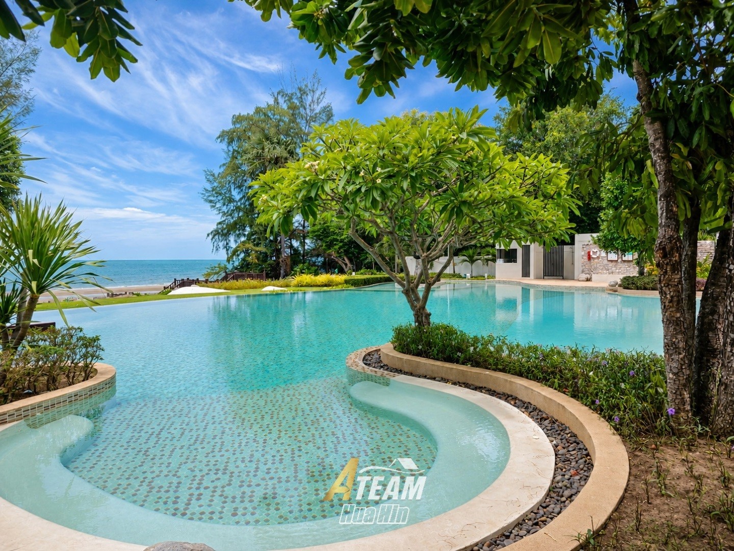 Résidence en bord de mer – Spacieux appartement de 3 chambres avec accès à la piscine à Baan Nub Kluen
