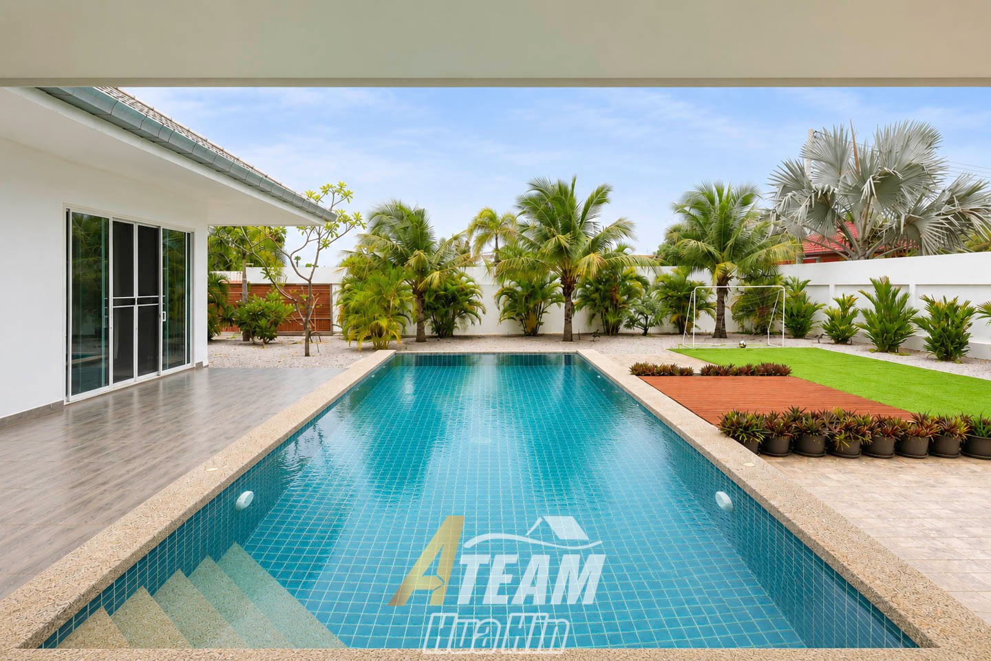 Villa avec piscine privée de 3 chambres sur un grand terrain de 800 Sq.m. | Pak Nam Pran, Pranburi