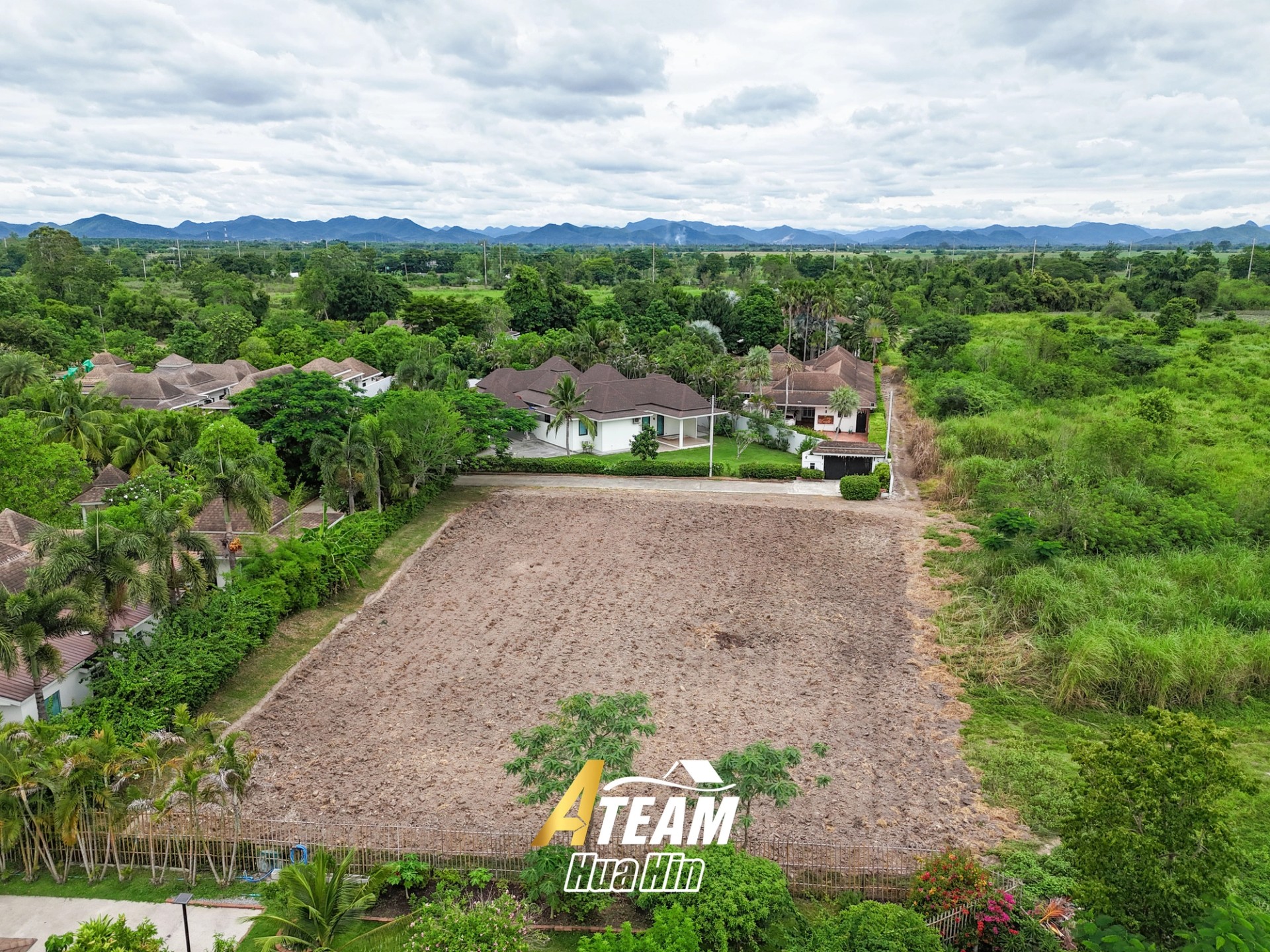 TERRAIN À VENDRE – à The Grove Residences, SECTEUR BLACK MOUNTAIN