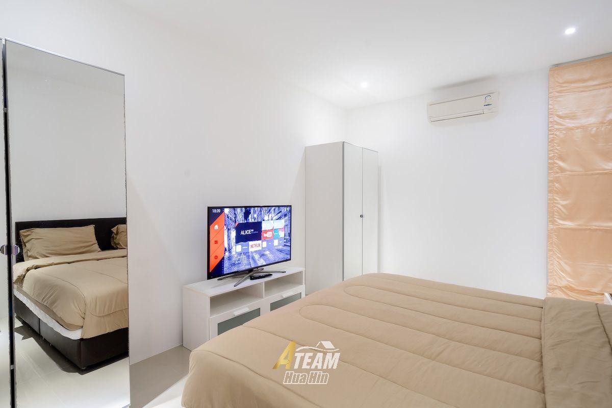 Villa de luxe avec piscine et 3 chambres à vendre à Falcon Hill, Soi 102
