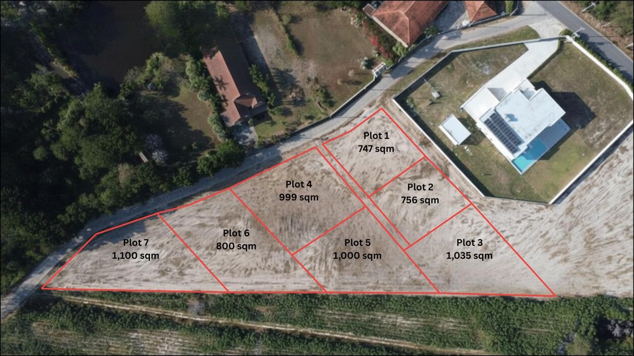 Terrains prêts à construire pour villa à vendre près de Black Mountain