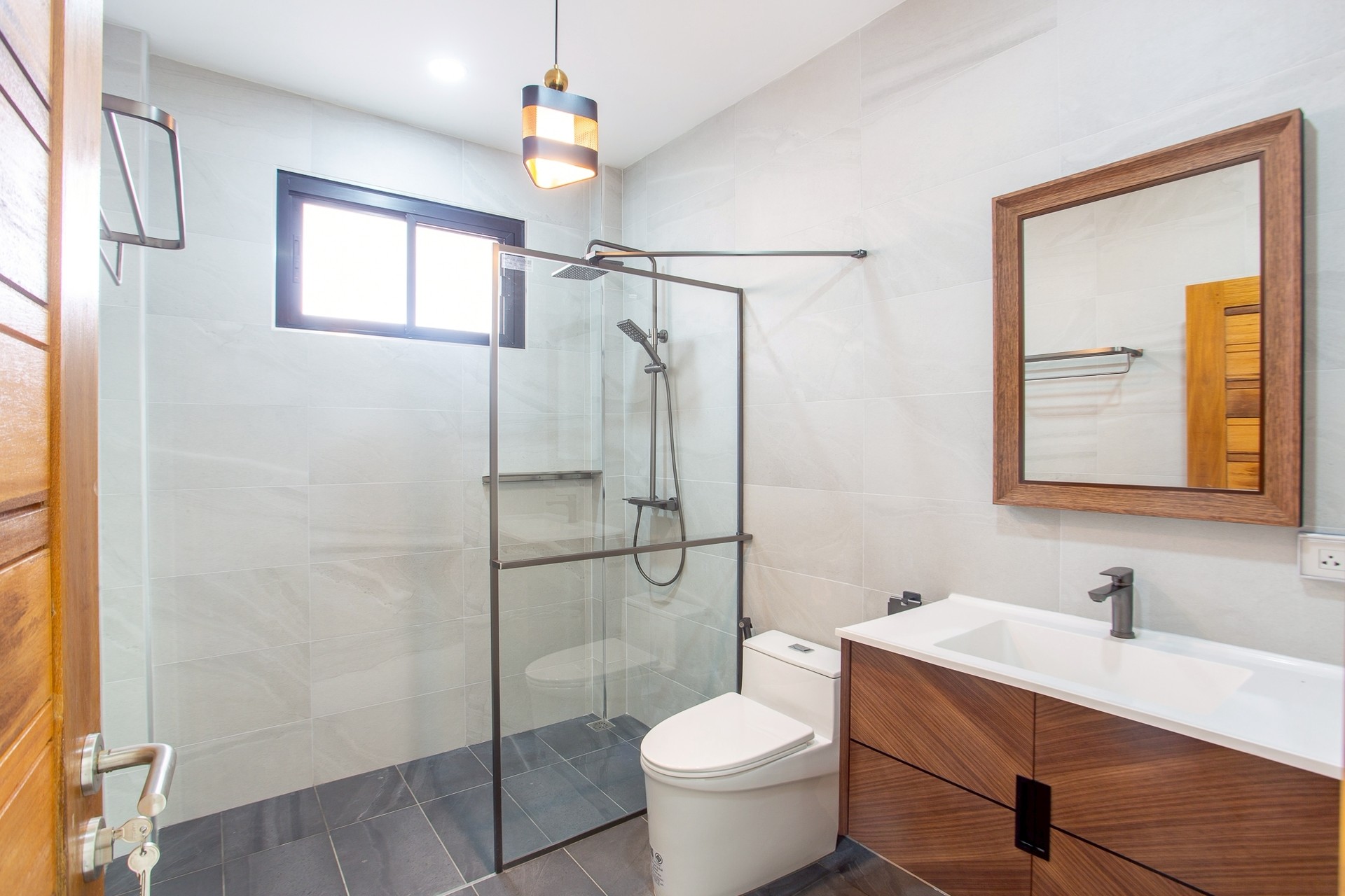 Khao Tao Pool Villa – Maison abordable de 3 chambres avec vue sur les montagnes