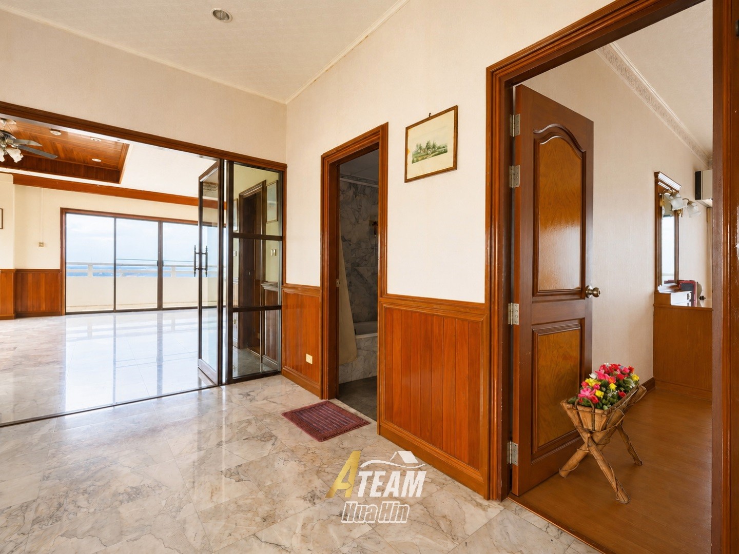 Penthouse de 4 chambres à vendre au Cha-Am Grand Condotel