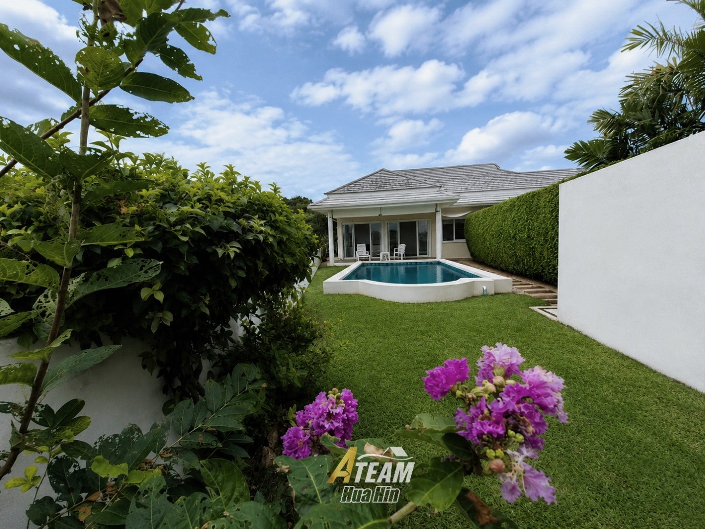 Villa avec piscine élégante de 2 chambres offrant une vue sur les champs d’ananas – Wang Pong, Pranburi