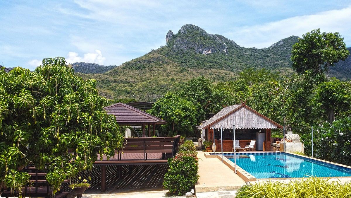 mango-resort-for-sale-sam-roi-yod-drone4
