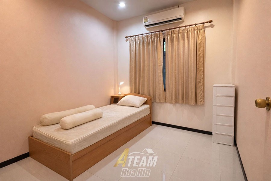 img_Townhouse for Sale Claus 3 units townhouse13