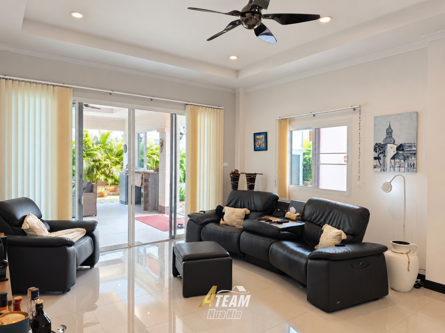 Villa de 3 chambres avec piscine à vendre à Khao Tao