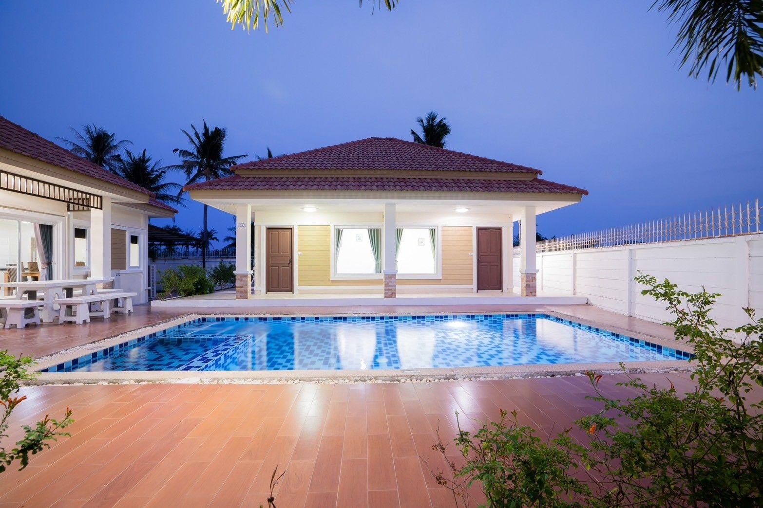 img_House for sale 4bedrooms pool villa hinlekfai huahin1