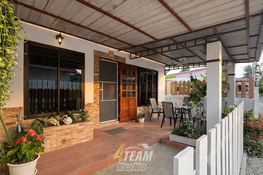 img_Townhouse for Sale Claus 3 units townhouse3
