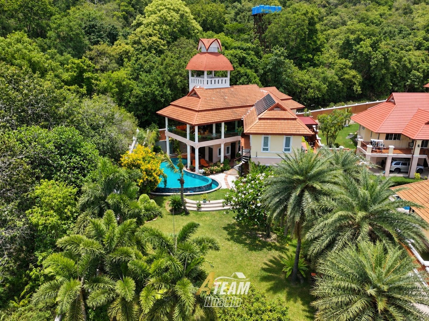 Exceptionnelle maison de 4 chambres à Emerald Heights