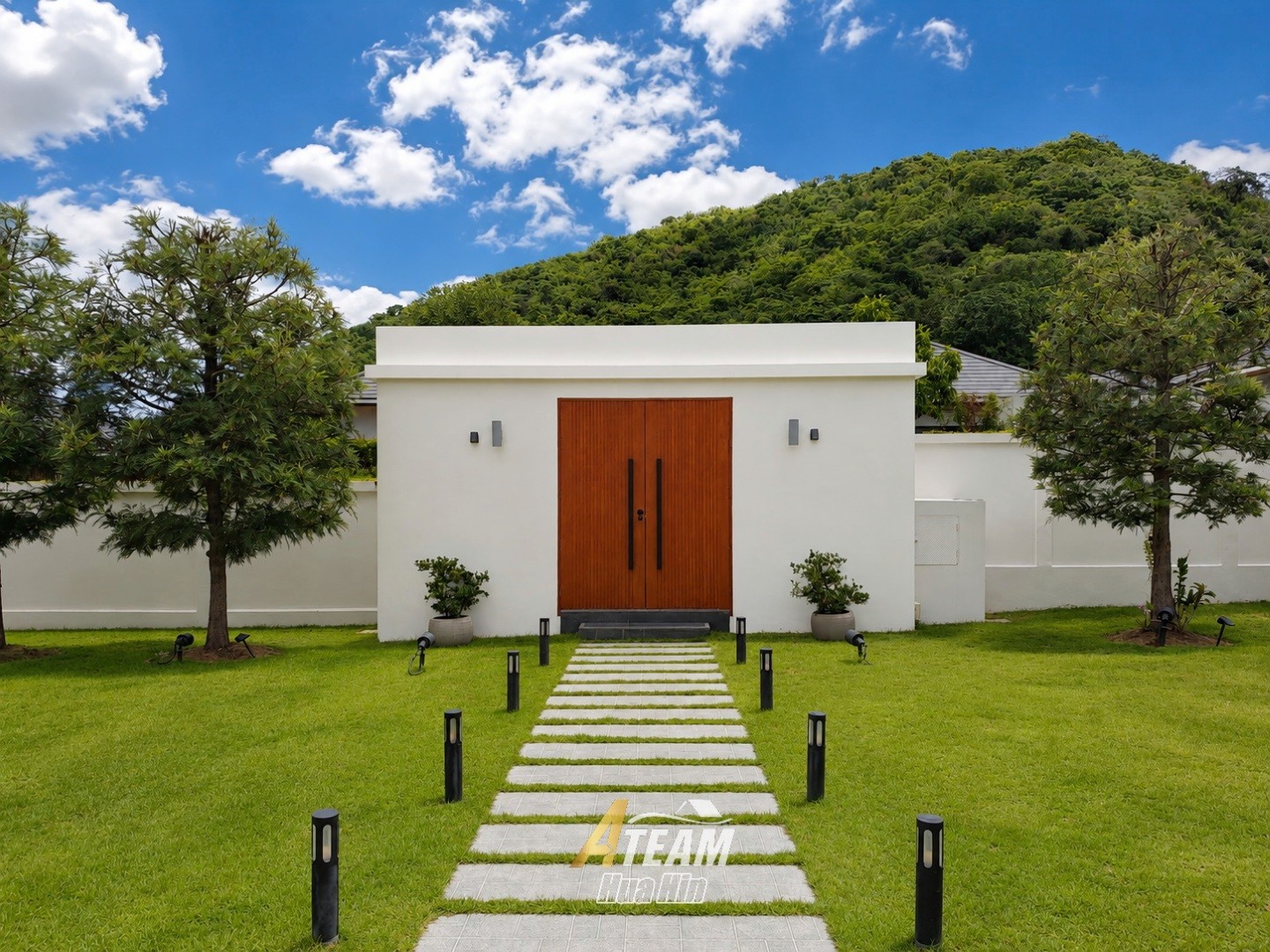 Impressionnante villa de luxe avec piscine, 5 chambres et 4 salles de bains