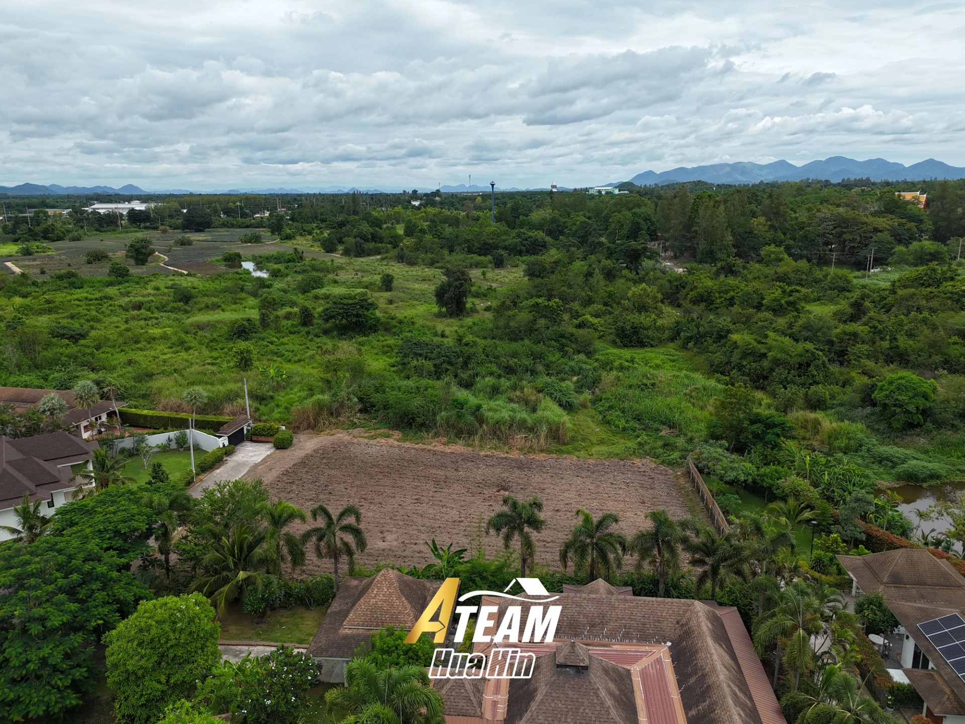 TERRAIN À VENDRE – à The Grove Residences, SECTEUR BLACK MOUNTAIN