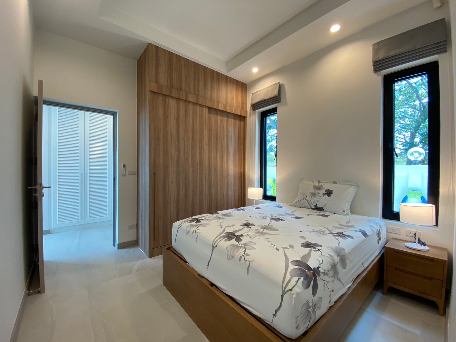 Villa moderne avec 3 chambres et piscine près de Soi 102 et de Pineapple Valley Golf Club