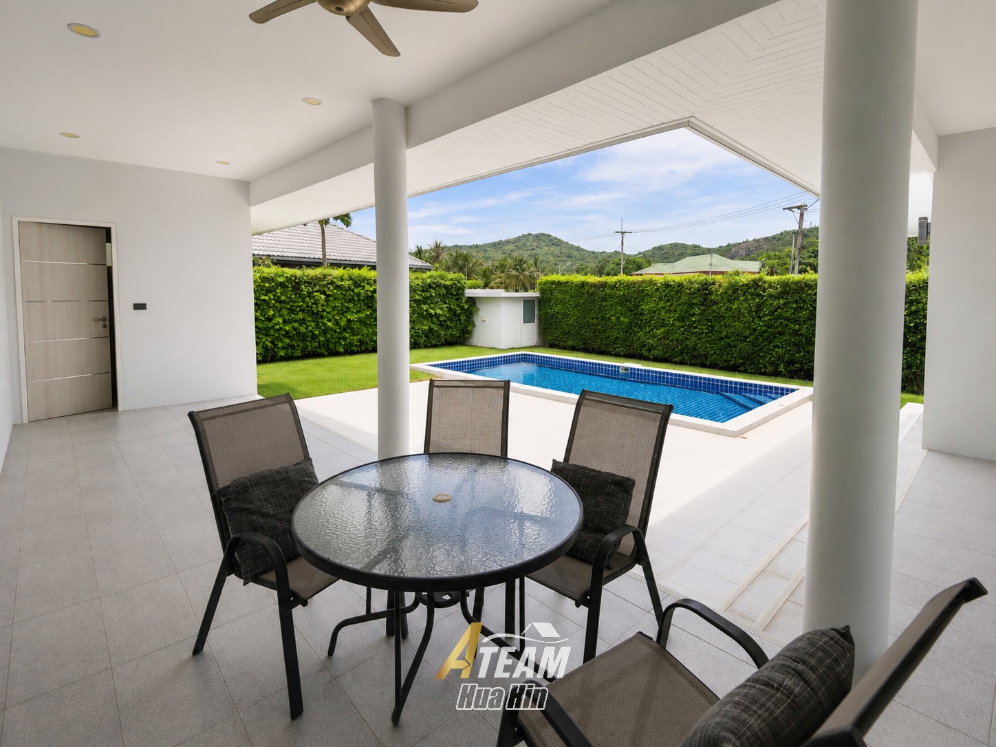 Villa avec piscine de 3 chambres et vue sur les montagnes à Khao Tao, Hua Hin – THB 8.95 Million