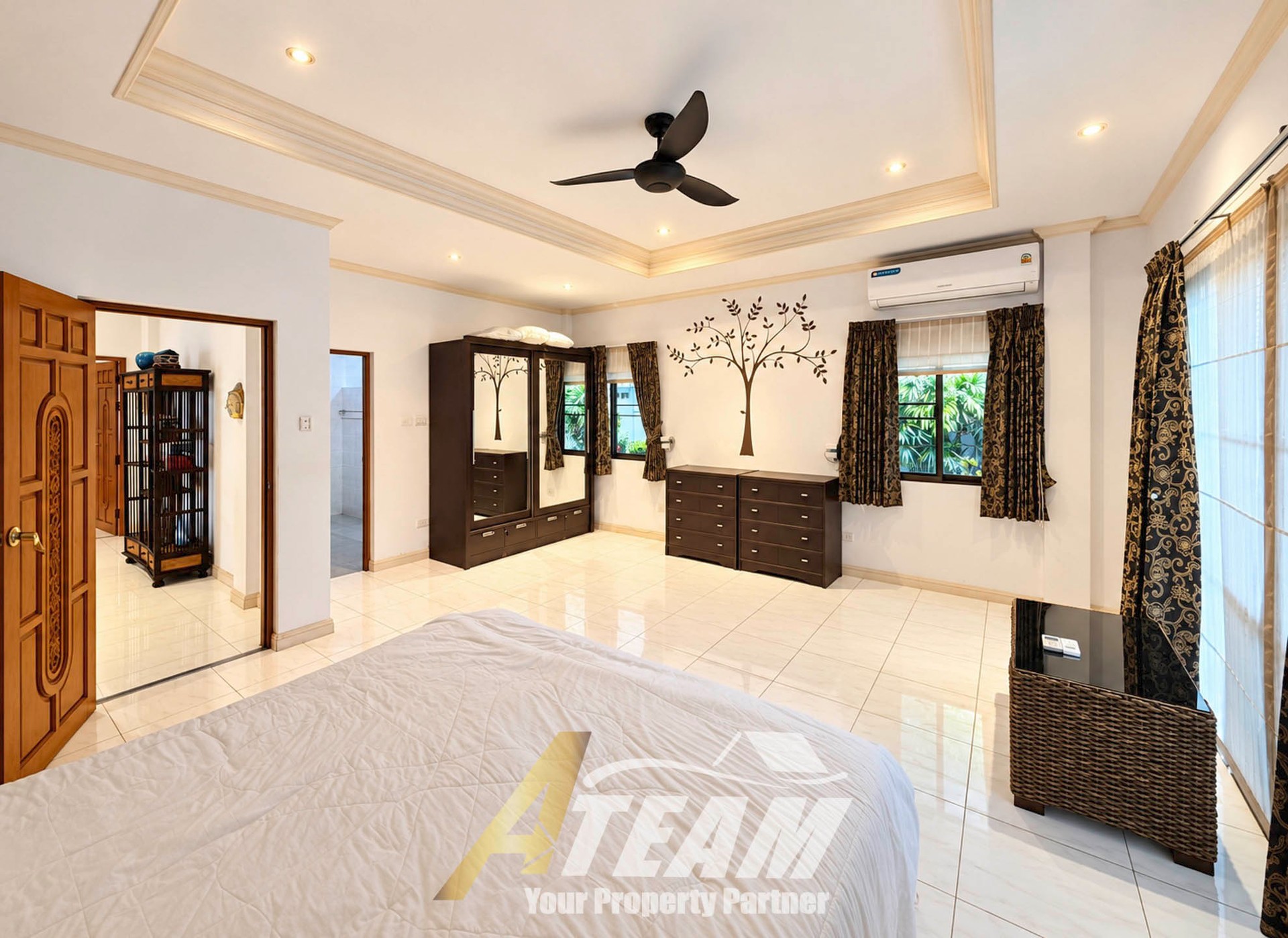 Spacieuse villa de 3 chambres avec piscine privée à louer à Sunset Village 1, Hua Hin Soi 6