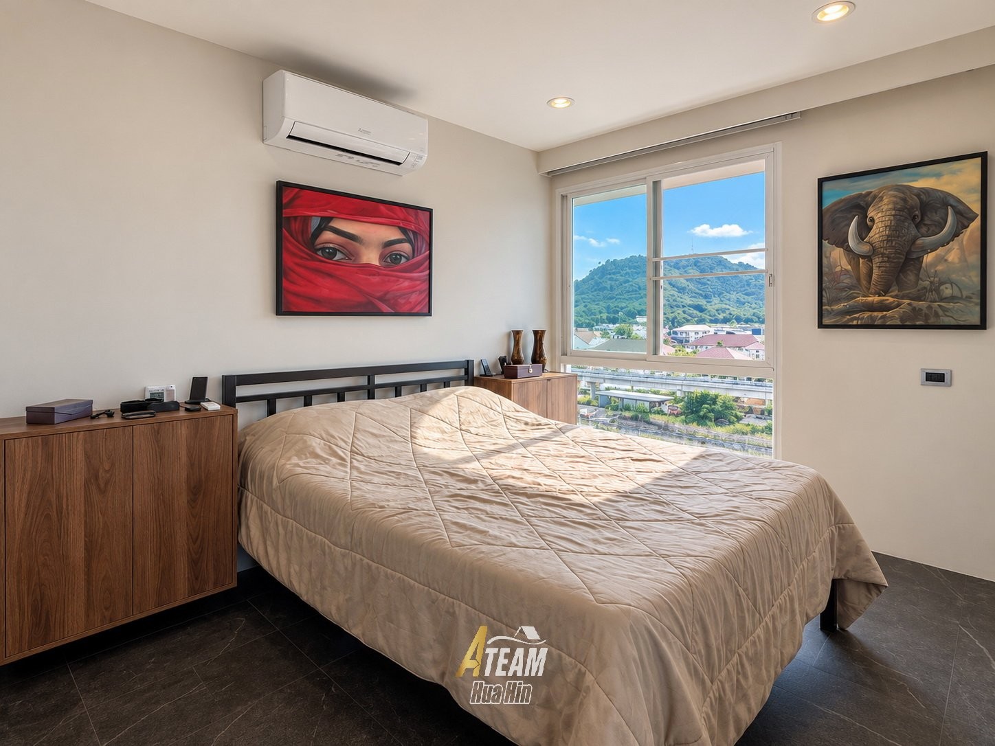 Fully Renovated Top-Floor Corner Condo at Tira Tiraa