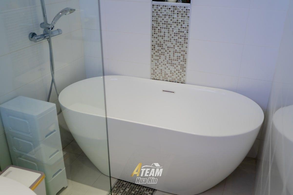 Villa de luxe avec piscine et 3 chambres à vendre à Falcon Hill, Soi 102
