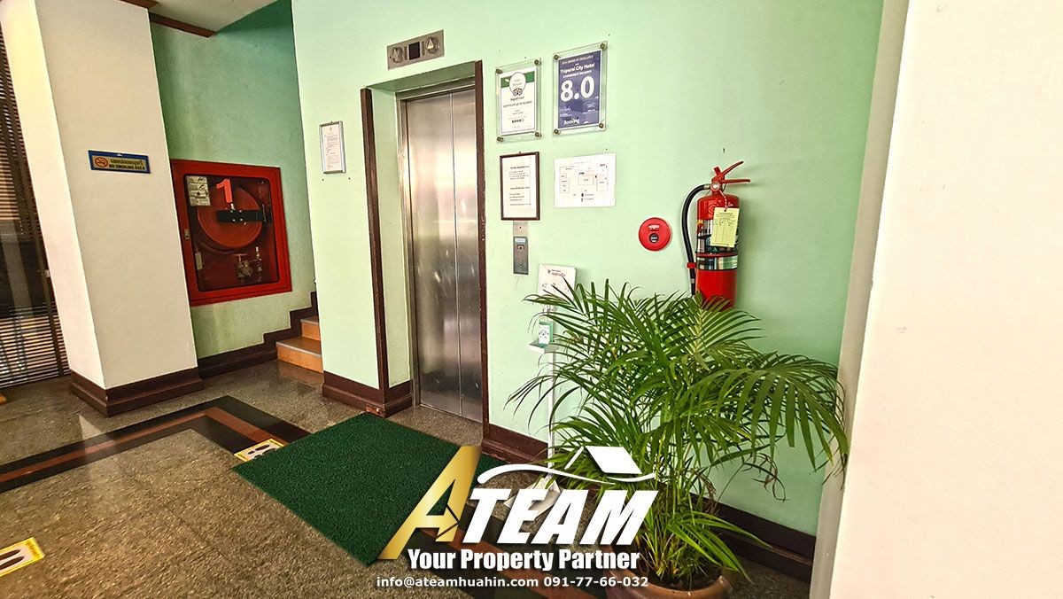 Hotel-for-sale-hua-hin-center-lift