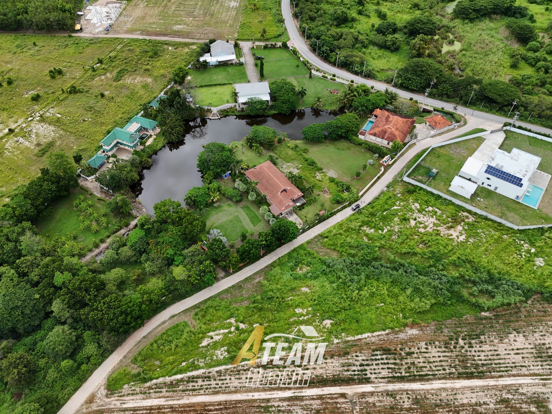 Terrains prêts à construire pour villa à vendre près de Black Mountain