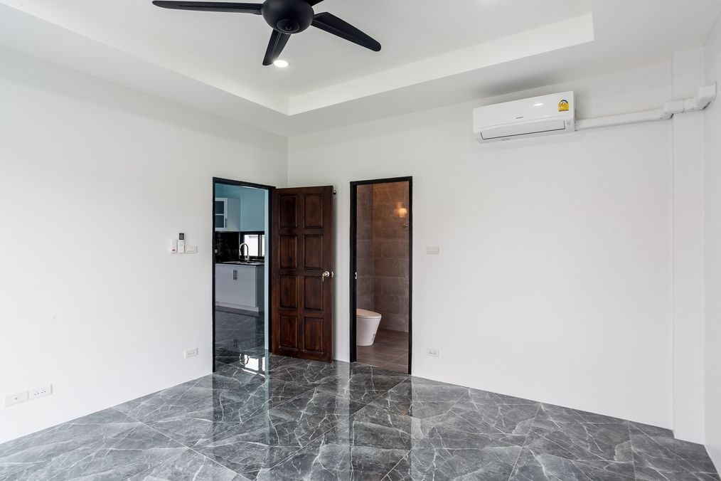 img_3bed 3bath poolvilla resale hua hin4