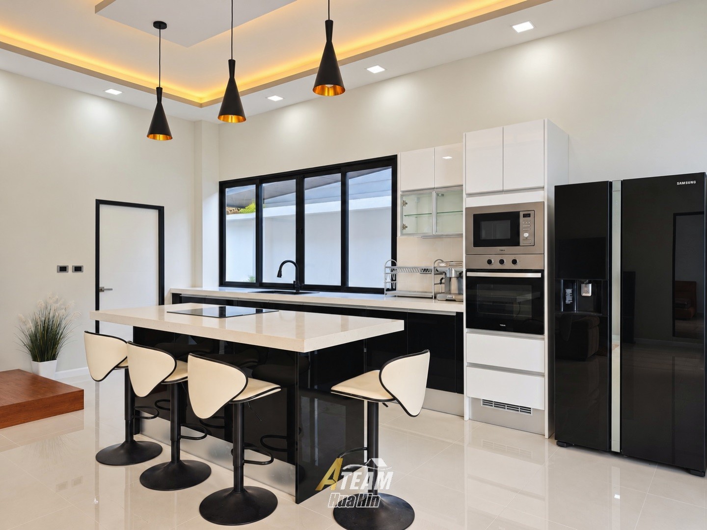 Villa contemporaine exceptionnelle de 4 chambres à Nong Khon