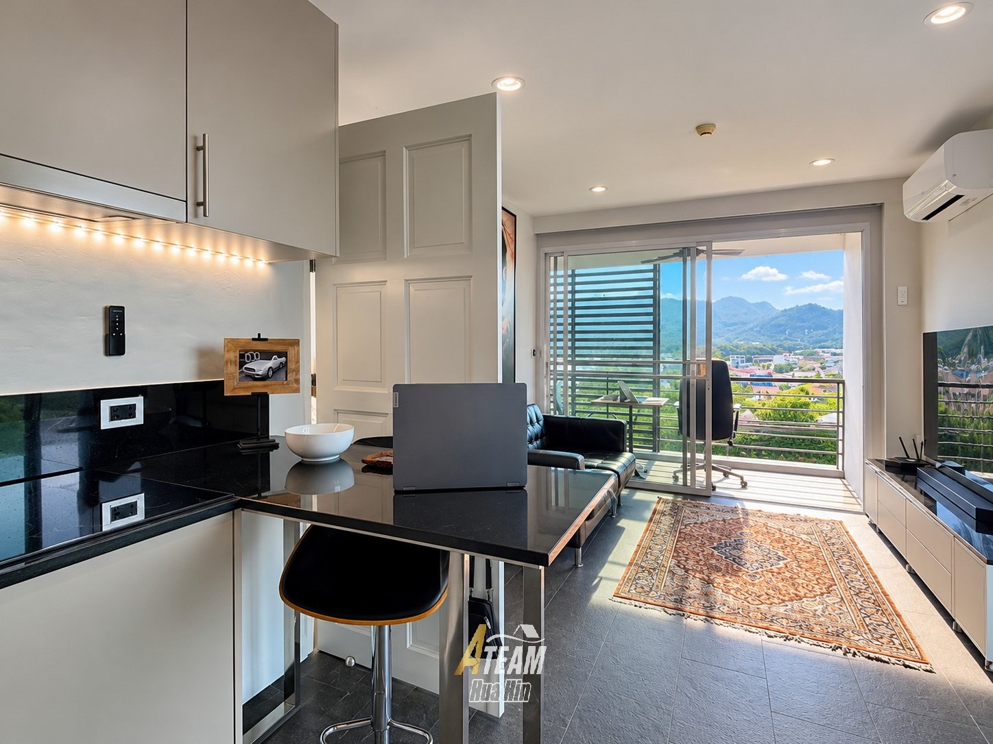 Fully Renovated Top-Floor Corner Condo at Tira Tiraa