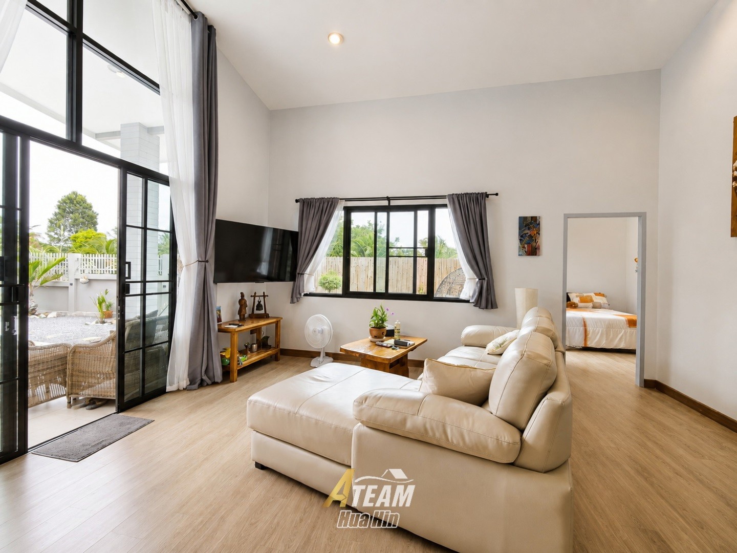 Charmante villa avec piscine de 2 chambres à vendre à Thap Tai